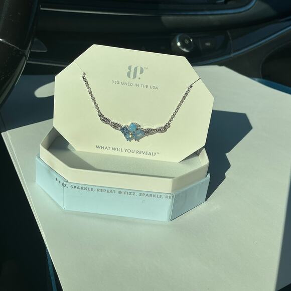 Bomb Party Necklace "Fearless Soul" - Picture 5 of 9